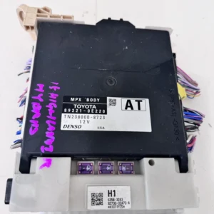 2015 TOYOTA HIGHLANDER MPX BODY CONTROL UNIT OEM 89221-OE220